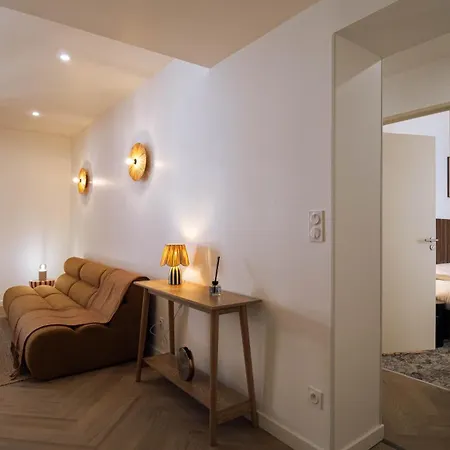Apartment La Maison Momiji Escale Epicurienne Entre Elegance Et Art De Vivre Tours